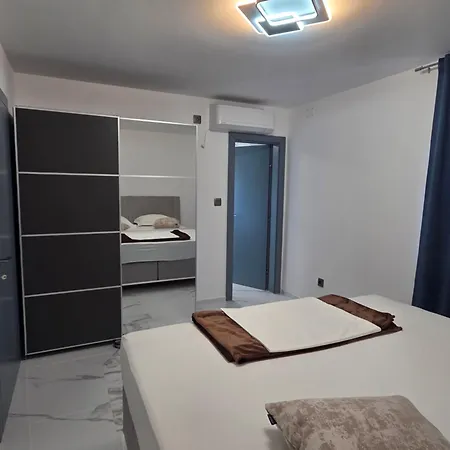 Mateo Novi Vinodolski