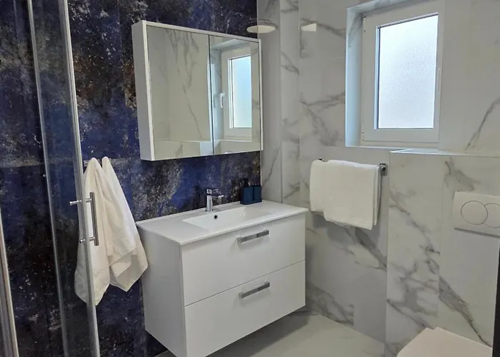 Mateo * Novi Vinodolski