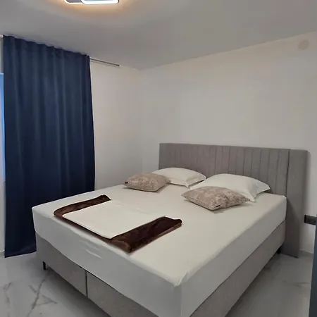 Mateo Apartman